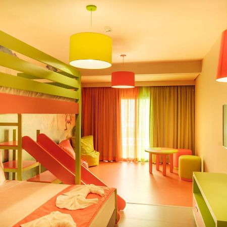 Vila Gale Resort Mares 瓜拉久巴 外观 照片 Family room